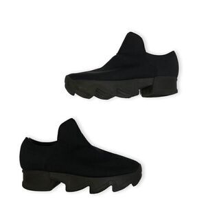 iRi NYC Neoprene Low Top Slip On Black Sneakers WES